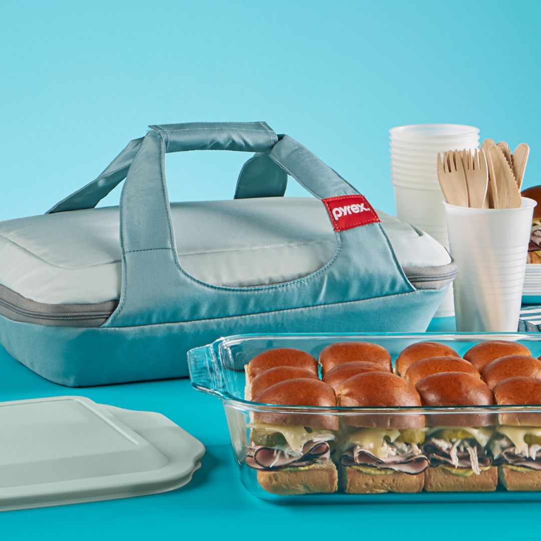 Pyrex® Deep Portable 4-piece Glass Baking Dish Set Portable Set. Green Sage Lid - Image 2