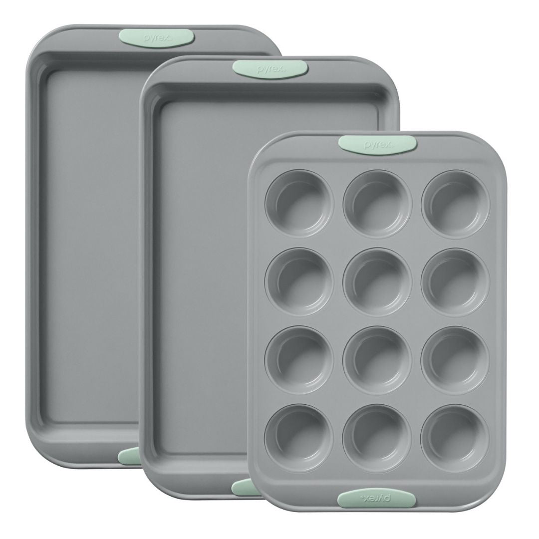Pyrex? Metal Bakeware 3-Piece Set in Sage